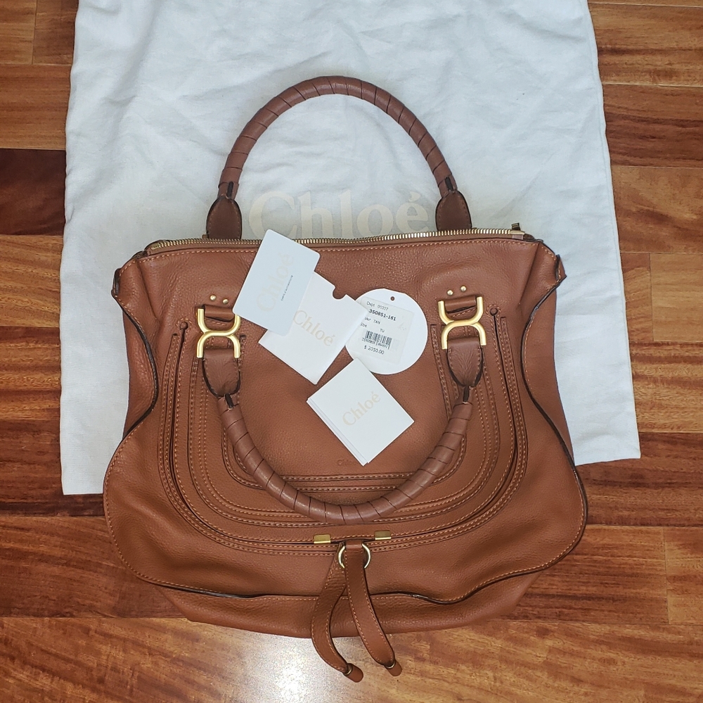 Super clean! Large chloe marcie tan barely used!